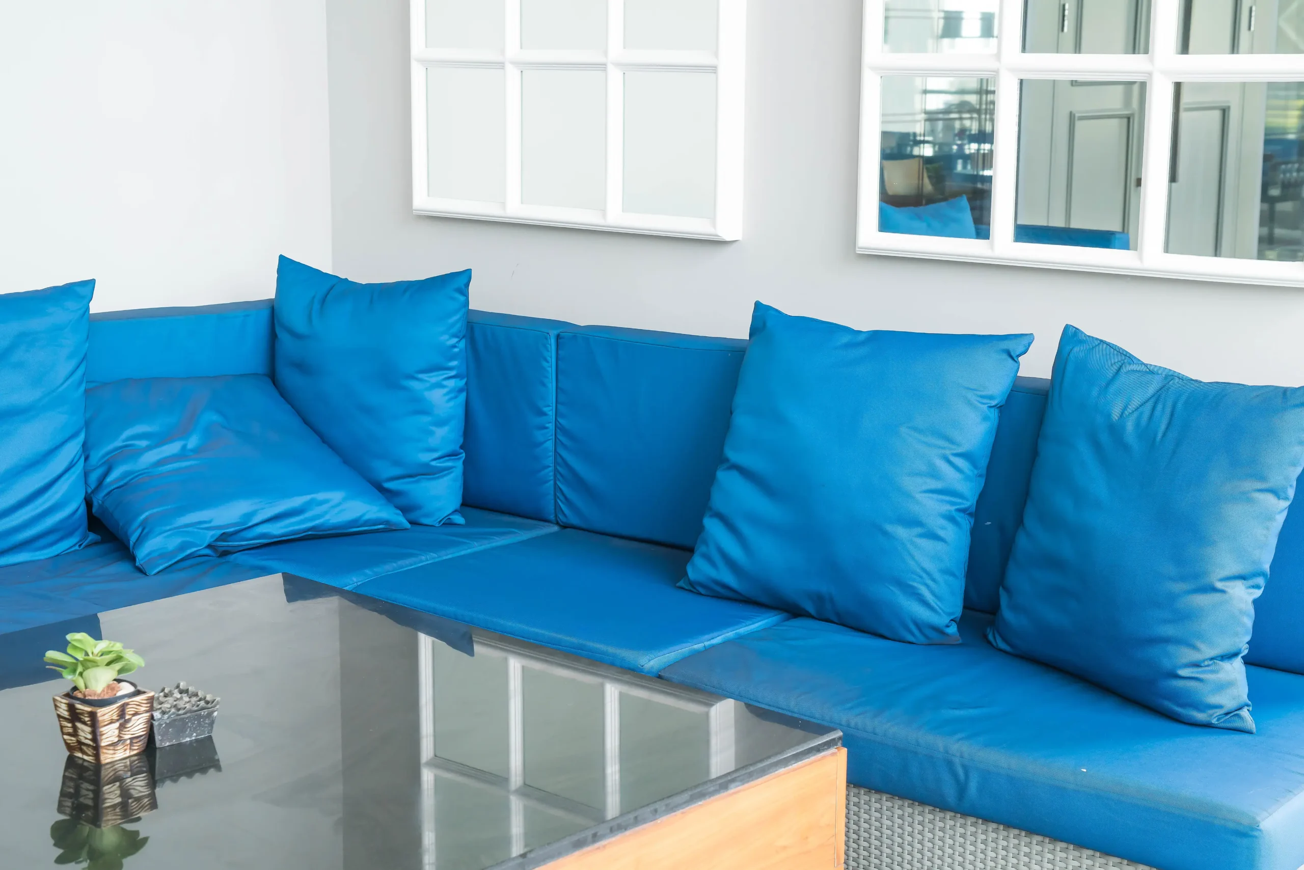 Best Custom Bench Cushions in Canada
