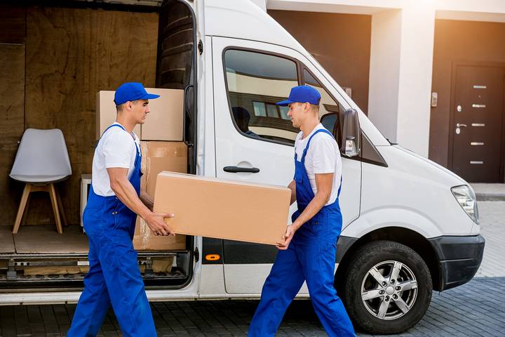 The best storage options for moving include cardboard boxes, trucks, and portable container rentals.